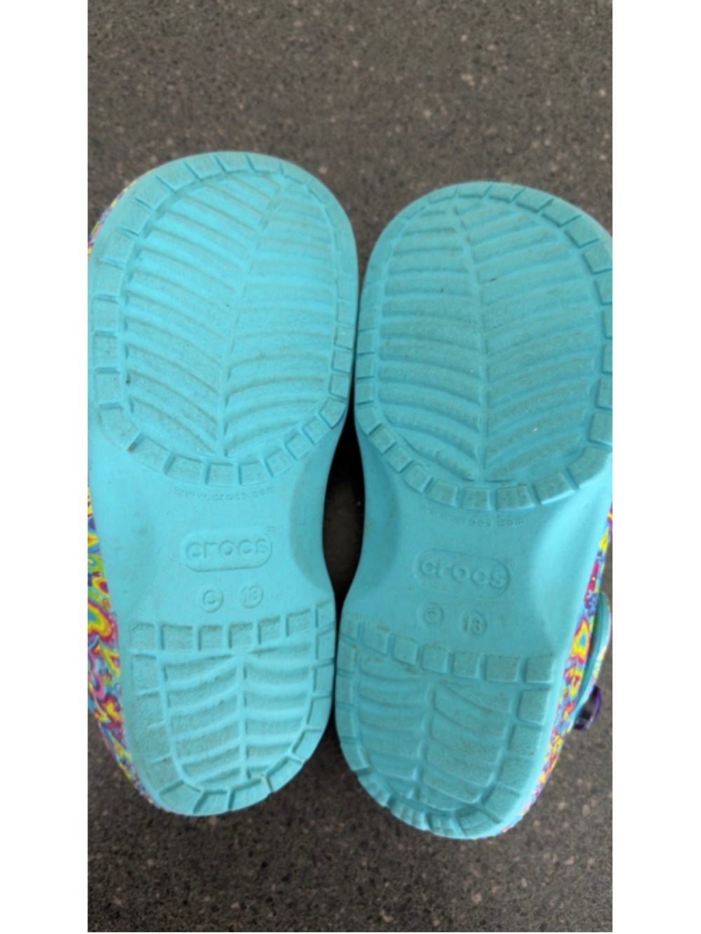Girls Crocs Lisa Frank Sandals & Flip Flops 13 (Little Girl) Blue Multicolor - Picture 8 of 10